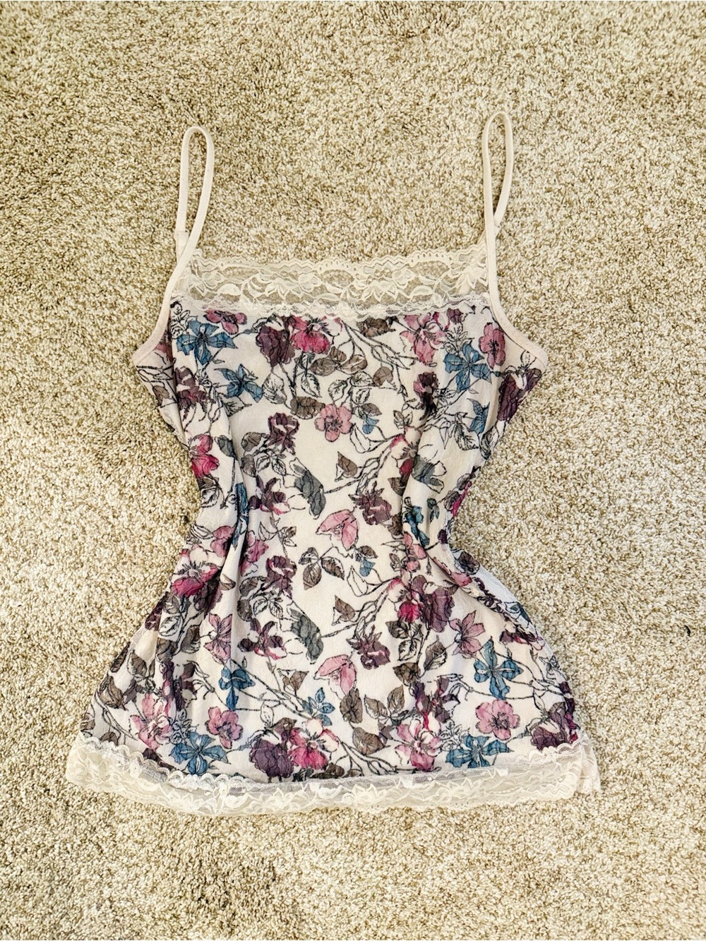 Y2K 2000s Floral Lace Cami Size M